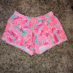 Lily Pulitzer run around shorts
